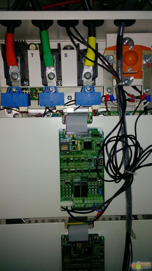 四象限變頻器廠家，四象限變頻器發電怎么回饋電網