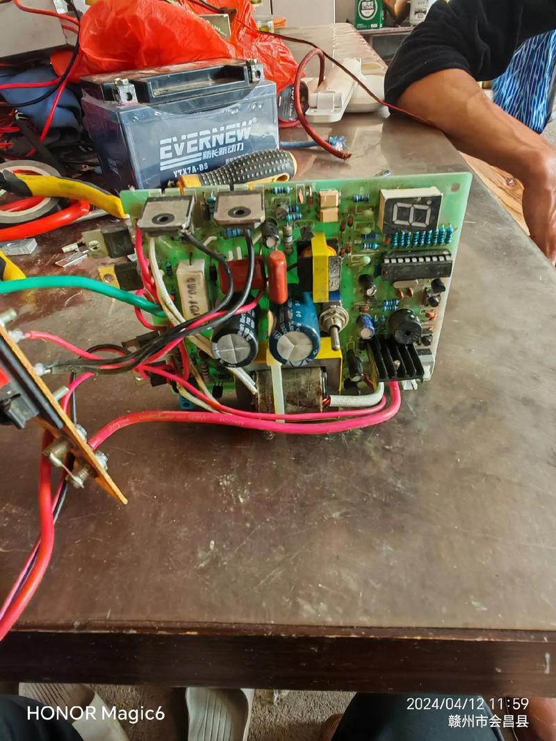 逆變器電路板故障維修