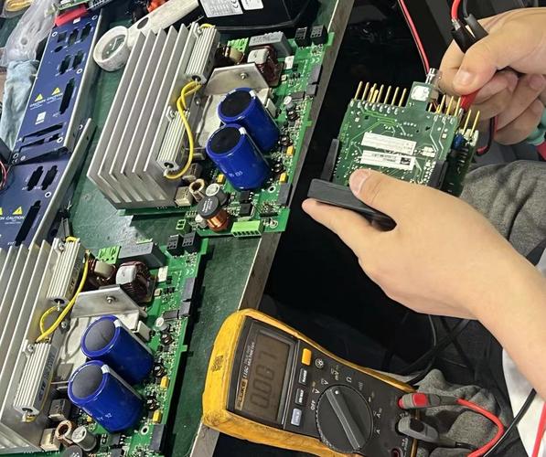 工控電路板芯片維修多少錢，工控電路板維修培訓學校