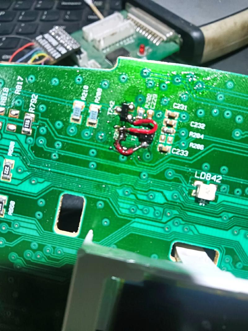 汽車電路板維修視頻教學視頻教程，車載電路板維修視頻教程
