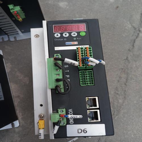 觸摸屏控制伺服電機(jī)扭力方法，觸摸屏控制伺服驅(qū)動(dòng)器