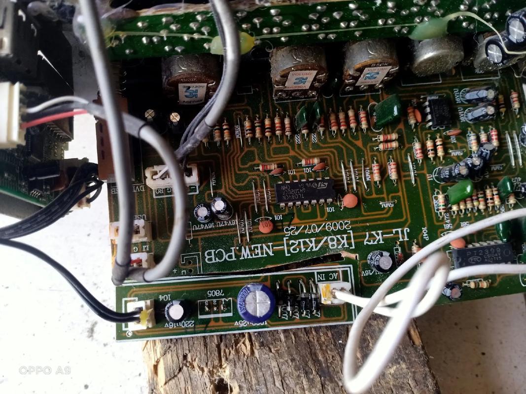 音響主機電路板維修視頻，音響電路板維修入門教程