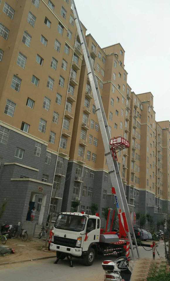 45米重汽豪沃·云梯車(chē)